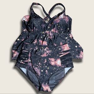 ❌Sold❌Torrid Celestial 2 Piece Swim set size 2 top and 1 bottoms ♥️